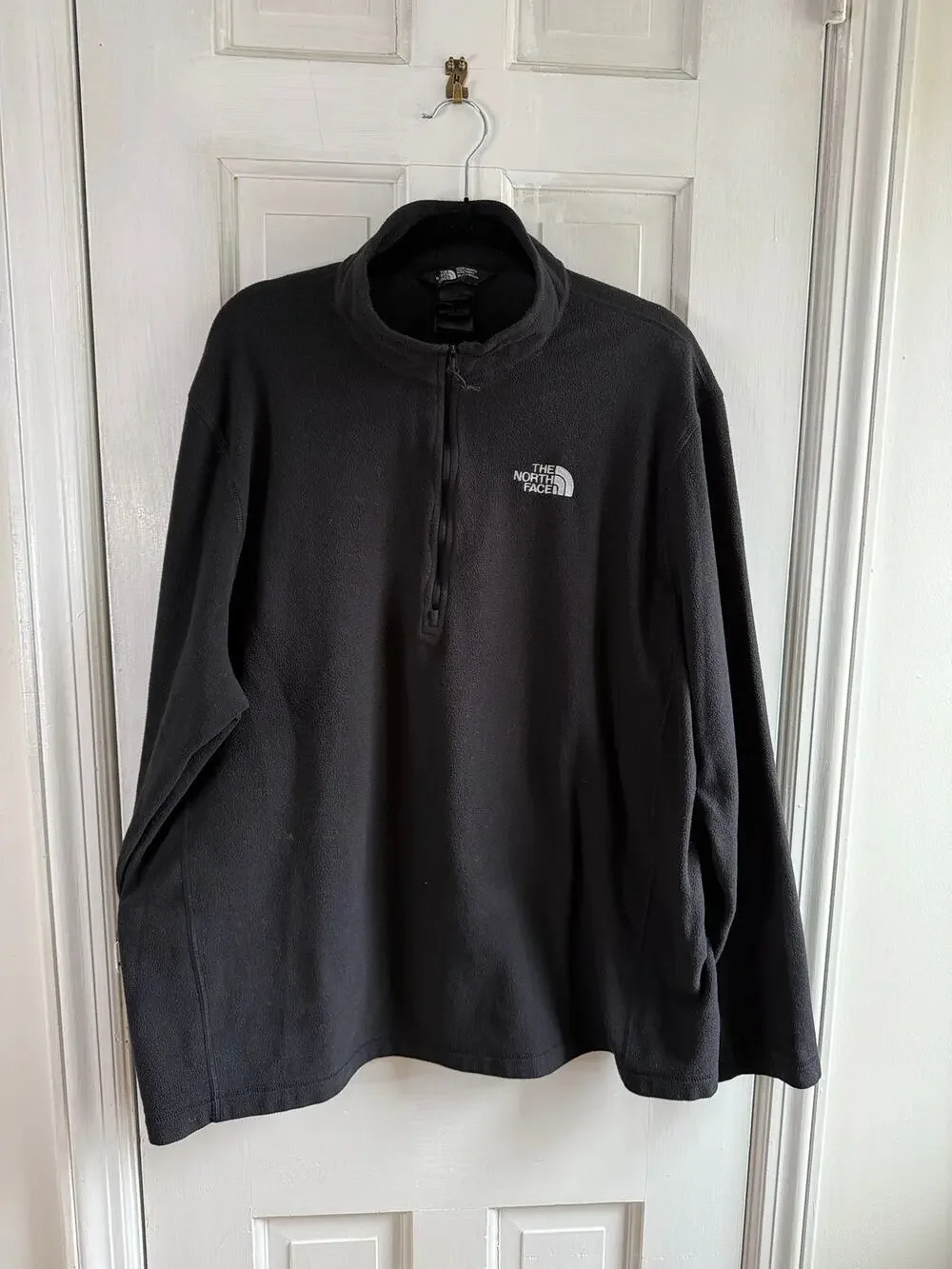 the North Face Black Quarter Zip Fleece - XL